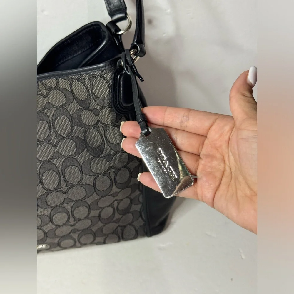 Coach Edie Shoulder Bag 31 In Signature Jacquard